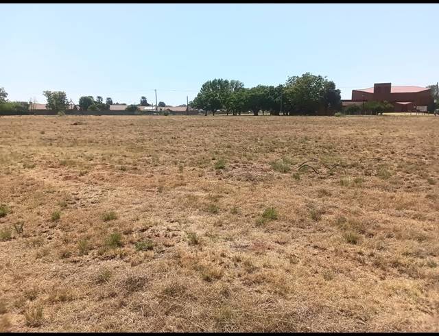 540M² VACANT LAND FOR SALE IN KOOKRUS